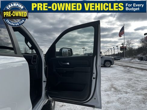 Used 2021 RAM 1500 Tradesman w/ Tradesman Group image 32