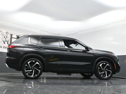 Used 2023 Mitsubishi Outlander SEL 40th Anniversary image 54