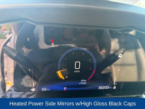 Used 2024 Chevrolet Trax RS w/ Driver Confidence Package FWD image 19