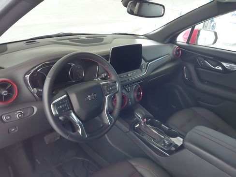 New 2023 Chevrolet Blazer RS w/ Enhanced Convenience Package FWD image 2