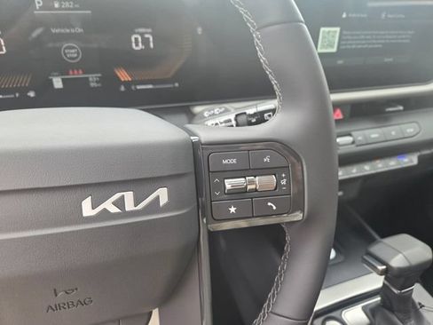New 2027 Kia Seltos S FWD image 16
