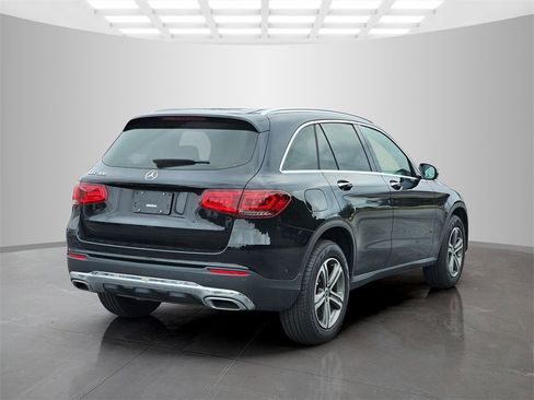Used 2022 Mercedes-Benz GLC 300 image 6