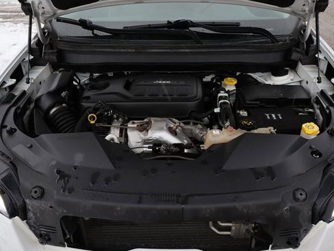 Used 2020 Jeep Cherokee Limited image 47