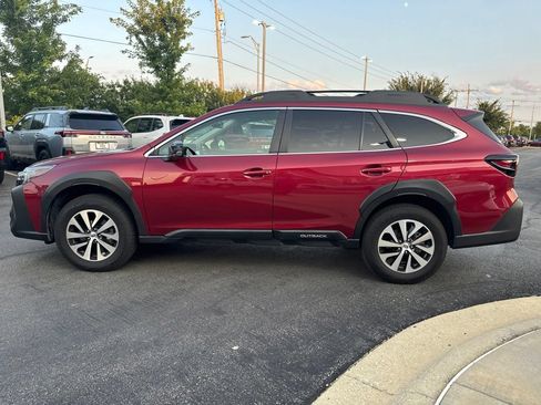 Used 2024 Subaru Outback Premium w/ Popular Package #1A AWD/4WD image 1