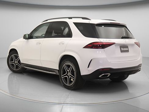 New 2026 Mercedes-Benz GLE 450 4MATIC image 2