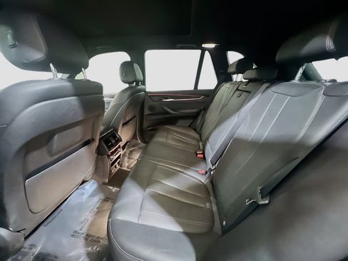 Used 2018 BMW X5 sDrive35i w/ M Sport Package image 18