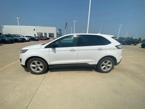 Used 2017 Ford Edge SE AWD/4WD image 5