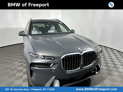 New 2026 BMW X7 xDrive40i w/ Executive Package image 1