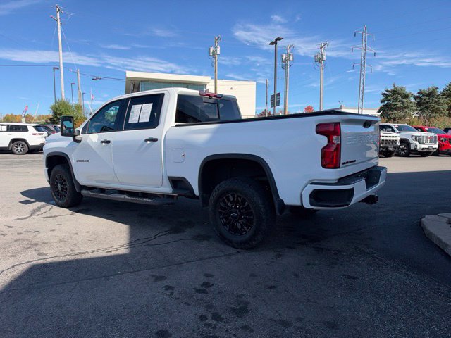 Used 2022 Chevrolet Silverado 2500 LTZ w/ LTZ Plus Package AWD/4WD image 3