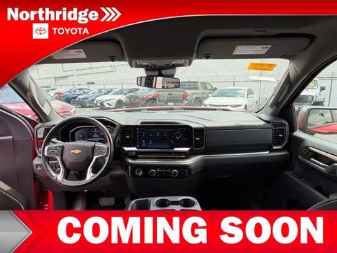 Used 2023 Chevrolet Silverado 1500 LT w/ Protection Package RWD image 8