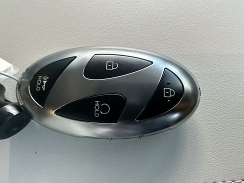 Used 2024 Hyundai Santa Fe Calligraphy FWD image 28