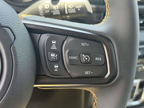 Used 2024 Jeep Wrangler Unlimited Sport AWD/4WD image 20