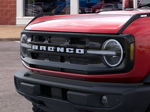 New 2026 Ford Bronco Outer Banks w/ Sasquatch Package AWD/4WD image 19