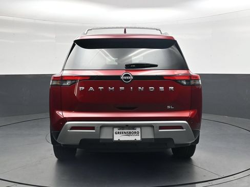 Used 2023 Nissan Pathfinder SL FWD image 7