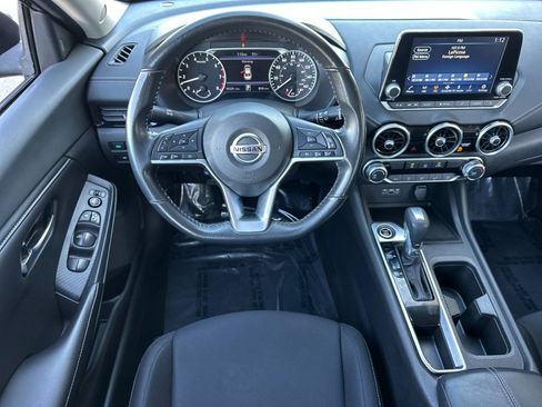 Used 2022 Nissan Sentra SV FWD image 13