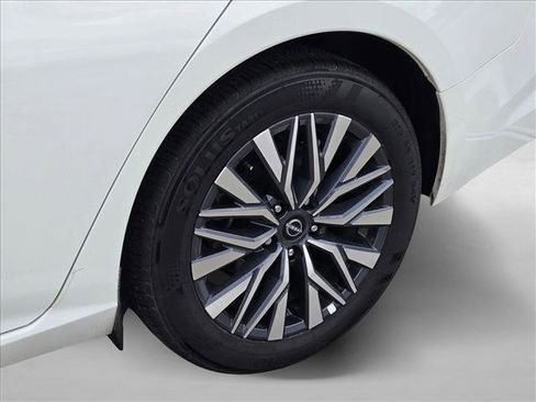 Used 2025 Nissan Altima 2.5 SV image 21