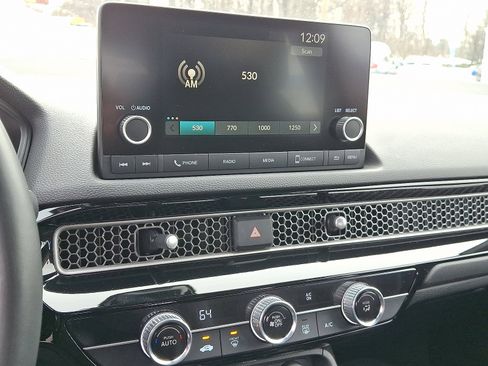 Certified 2024 Honda Civic Sport image 23