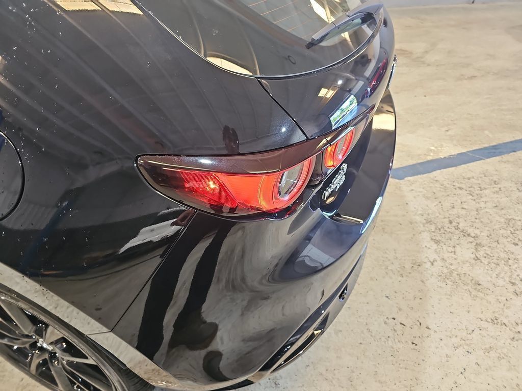 New 2026 MAZDA MAZDA3 Hatchback w/Premium Plus Pkg AWD/4WD image 36