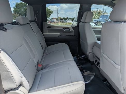 Used 2022 Chevrolet Silverado 1500 LT RWD image 27