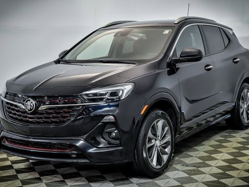 Used 2020 Buick Encore GX Essence w/ Sport Touring Package image 4