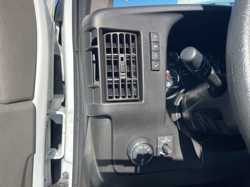 Used 2023 GMC Savana 2500 w/ Driver Convenience Package image 17