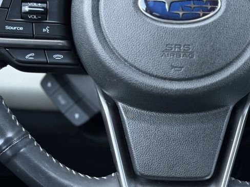 Used 2022 Subaru Ascent Touring image 31