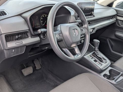 Used 2023 Honda CR-V LX image 9