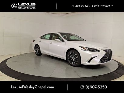 New 2025 Lexus ES 350 w/ Premium Package