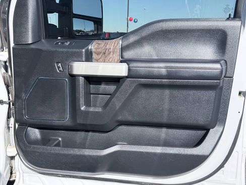 Used 2019 Ford F350 Lariat w/ Lariat Ultimate Package image 29