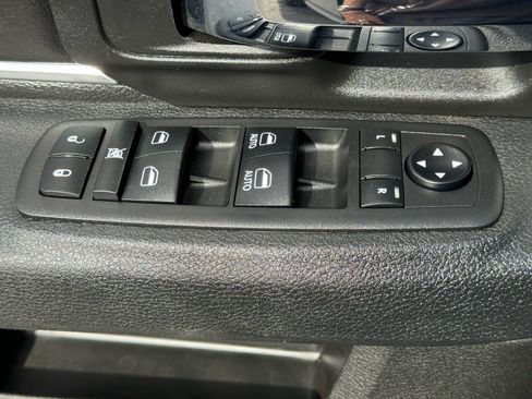 Used 2022 RAM 1500 Classic Warlock w/ Electronics Group image 17