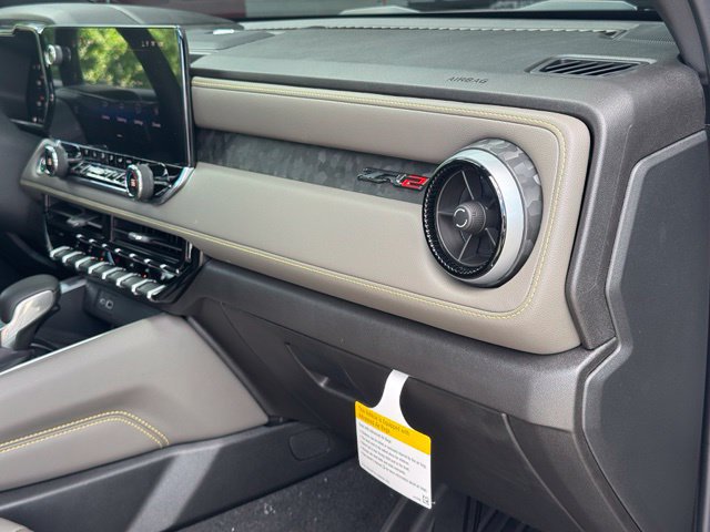 New 2026 Chevrolet Colorado ZR2 w/ Technology Package AWD/4WD image 25