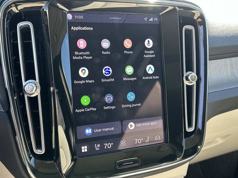 Certified 2026 Volvo XC40 B5 Plus w/ Protection Package Premier image 14