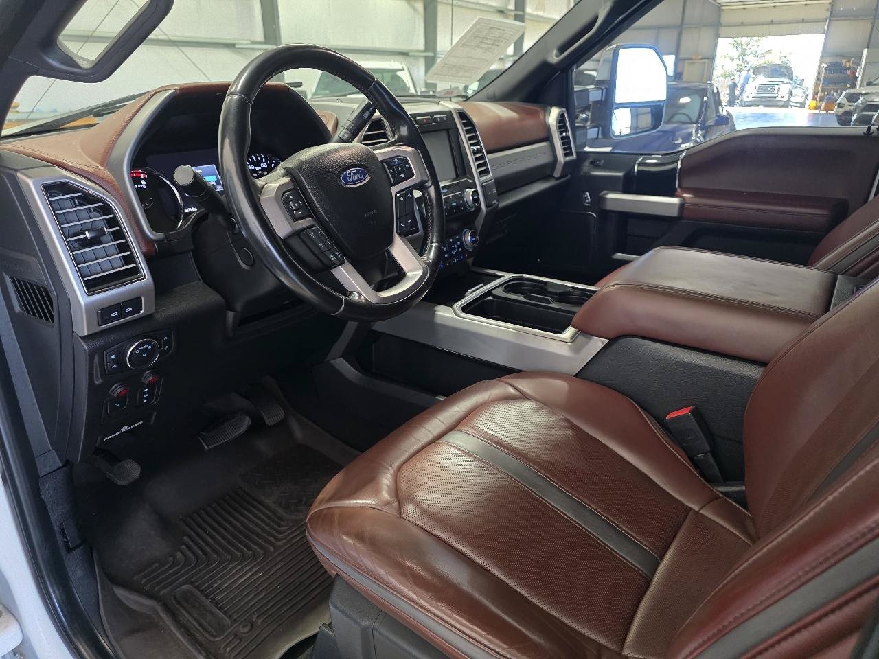 Used 2021 Ford F250 Platinum AWD/4WD image 10