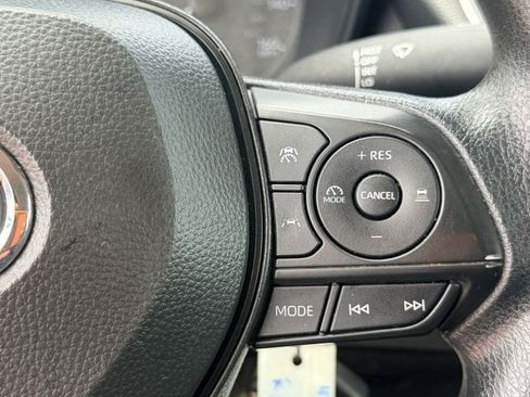 Used 2024 Toyota Corolla LE FWD image 19