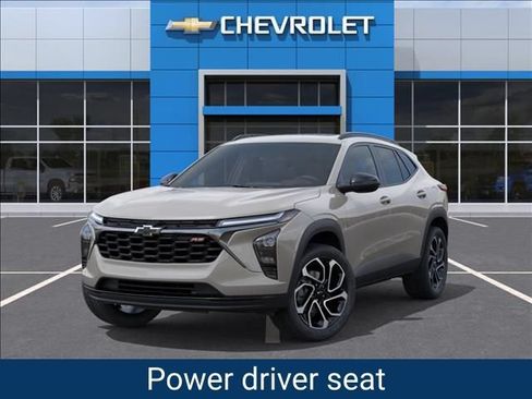 New 2026 Chevrolet Trax RS w/ Sunroof Package FWD image 6