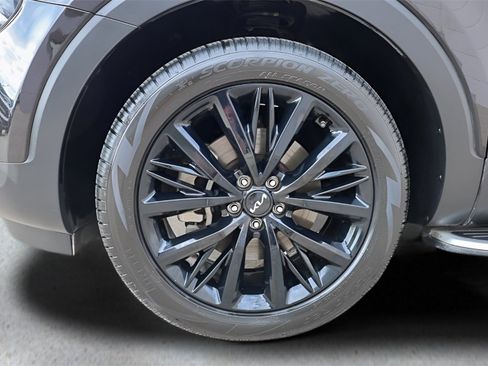 Used 2022 Kia Telluride SX w/ SX Prestige Package image 27