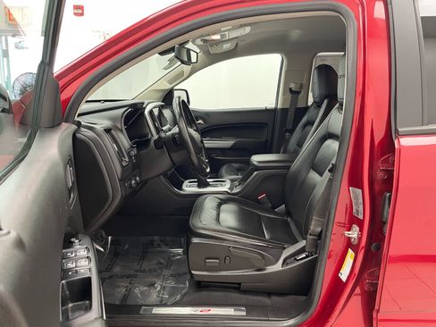 Used 2022 Chevrolet Colorado ZR2 AWD/4WD image 8