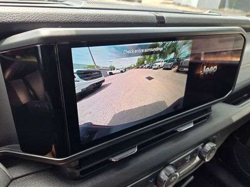 New 2026 Jeep Gladiator Sport image 32