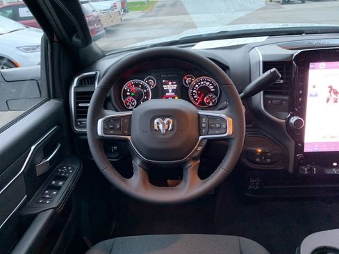 Used 2025 RAM 2500 Big Horn image 16