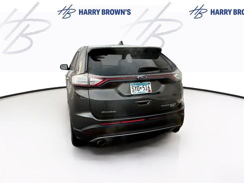 Used 2018 Ford Edge Titanium w/ Technology Package image 9