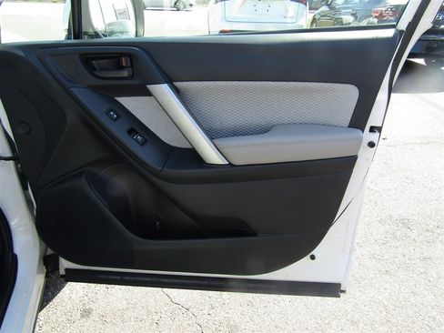 Used 2017 Subaru Forester 2.5i Premium w/ Popular Package #2A image 21