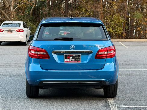 Used 2014 Mercedes-Benz B 250e w/ Premium Package image 5