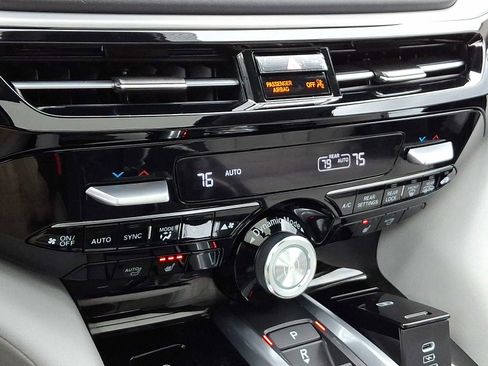 Used 2026 Acura MDX SH-AWD w/ Technology Package image 17