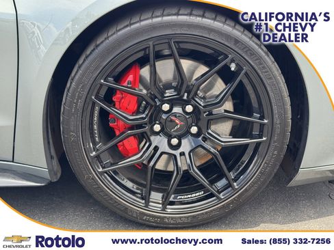 Used 2023 Chevrolet Corvette Z06 RWD image 12