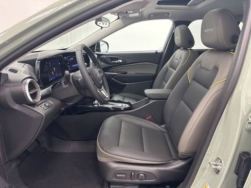New 2026 Chevrolet Trax ACTIV w/ Sunroof Package image 24