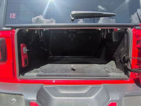 Used 2018 Jeep Wrangler Unlimited Rubicon AWD/4WD image 18