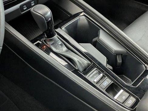 Used 2023 Honda Accord Sport image 4