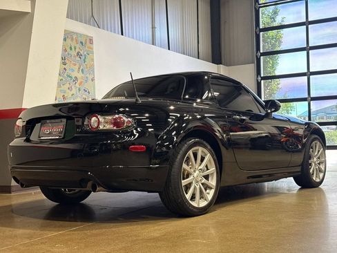 Used 2008 MAZDA MX-5 Miata Grand Touring w/ Premium Pkg RWD image 68