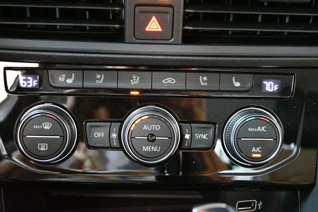 Used 2020 Volkswagen Jetta SEL Premium FWD image 59