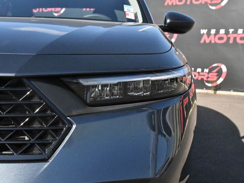Used 2023 Honda Accord EX image 11